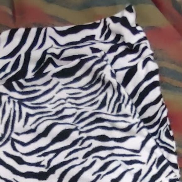 SUNBEAM VINTAGE PAIR PILLOWCASES FLEECE ZEBRA PRINT WITH PINK BORDER 20" BY 33" - Picture 2 of 6